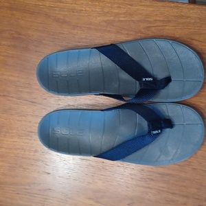 New Men's black Sole Balboa Flip Sandals, Size 9